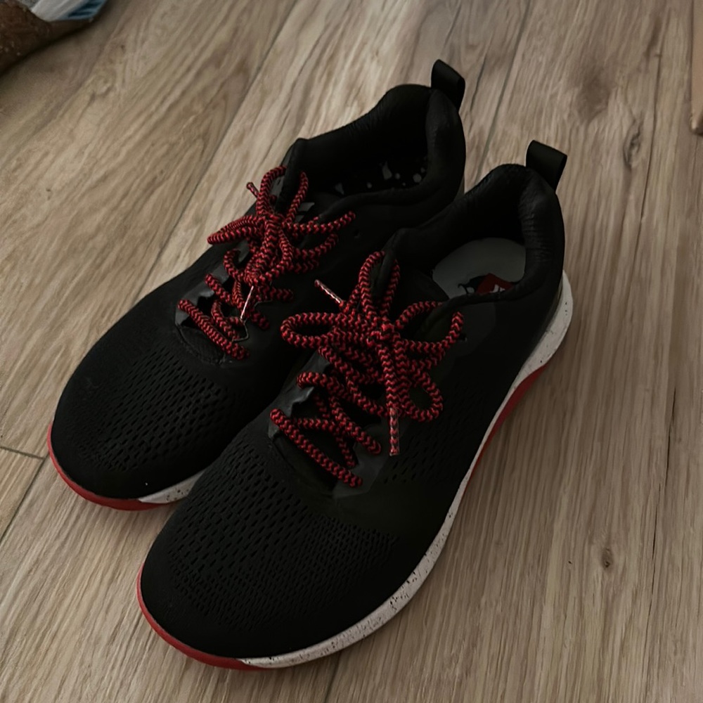 Strike movement haze trainers size 10.5